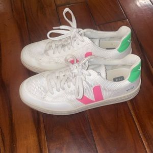 VEJA sneakers
